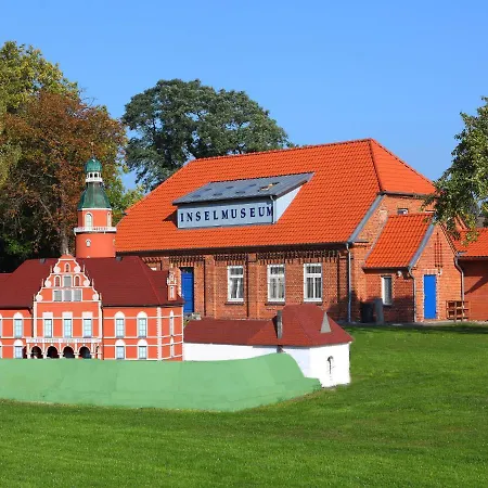 Gollwitzer Park - Insel Poel-9 By Interhome Daire